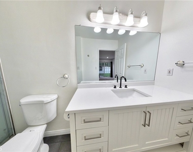118 W Magna Vista - Photo Thumbnail 10