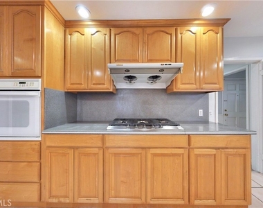 118 W Magna Vista - Photo Thumbnail 4
