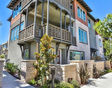1207 Doheny Way - Photo Thumbnail 36