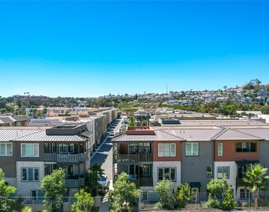 1207 Doheny Way - Photo Thumbnail 49