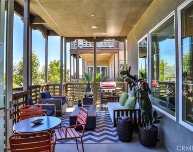1207 Doheny Way - Photo Thumbnail 20