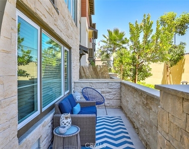 1207 Doheny Way - Photo Thumbnail 41
