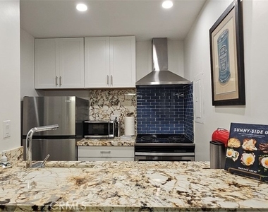 78255 Cabrillo - Photo Thumbnail 10