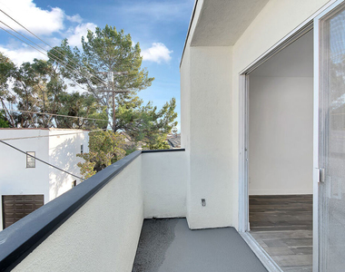 1610 S Beverly Glen Boulevard - Photo Thumbnail 14