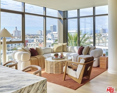 700 Broadway - Photo Thumbnail 5
