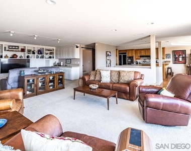 2110 Locust St - Photo Thumbnail 32