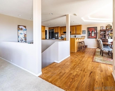 2110 Locust St - Photo Thumbnail 24