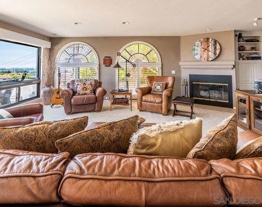 2110 Locust St - Photo Thumbnail 29