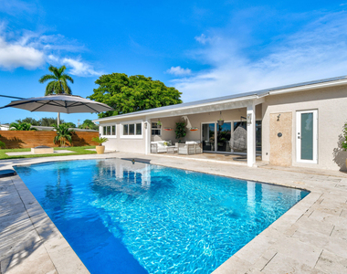 7101 W Lake Drive - Photo Thumbnail 37