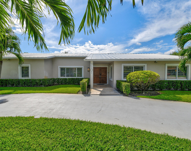 7101 W Lake Drive - Photo Thumbnail 1