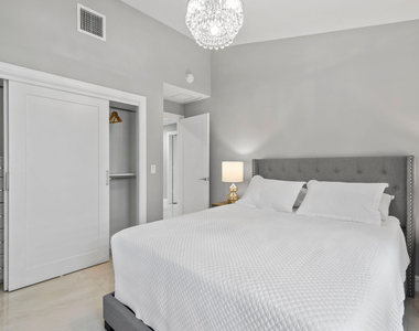 7101 W Lake Drive - Photo Thumbnail 30
