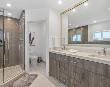 7101 W Lake Drive - Photo Thumbnail 18