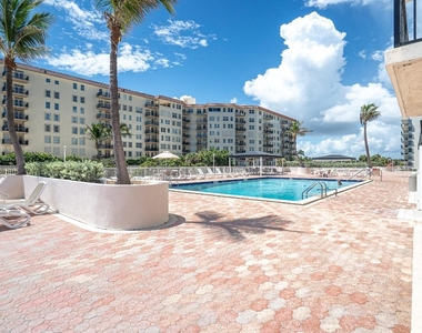 3460 S Ocean Boulevard - Photo Thumbnail 11