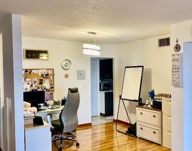 1750 Ne 191st Street - Photo Thumbnail 35