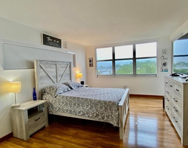 1750 Ne 191st Street - Photo Thumbnail 19
