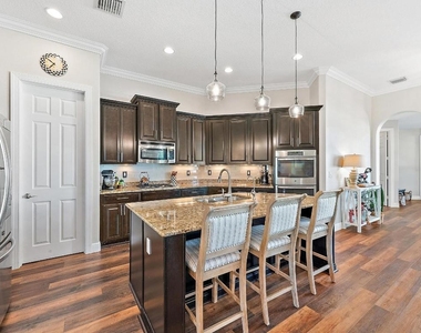 10352 Sw Westlawn Boulevard - Photo Thumbnail 16