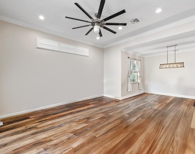 10352 Sw Westlawn Boulevard - Photo Thumbnail 13