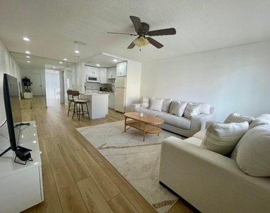 1100 Crystal Lake Drive - Photo Thumbnail 2