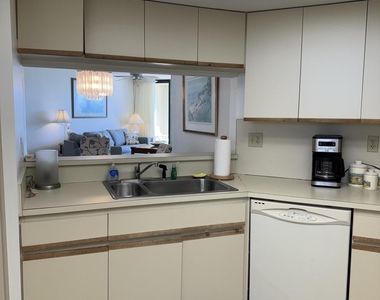 9500 S Ocean Drive - Photo Thumbnail 8