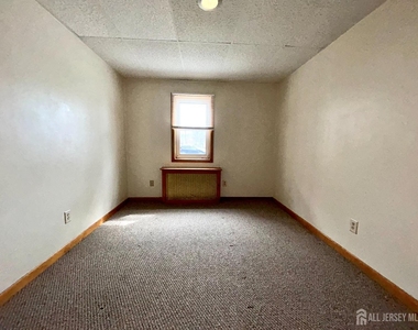 54 Loring Avenue - Photo Thumbnail 9