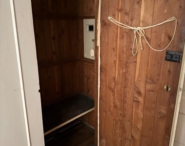 1720 Spruce Street - Photo Thumbnail 10