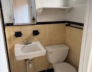 1720 Spruce Street - Photo Thumbnail 3