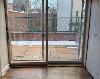 1720 Spruce Street - Photo Thumbnail 7