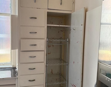 1720 Spruce Street - Photo Thumbnail 21