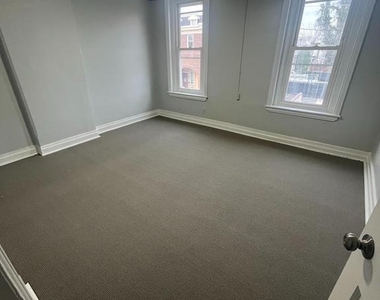 814 Upland Street - Photo Thumbnail 21