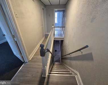 814 Upland Street - Photo Thumbnail 2