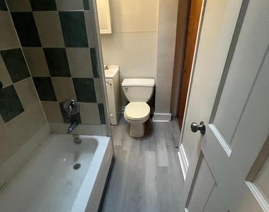 814 Upland Street - Photo Thumbnail 19