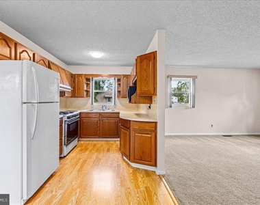 404 Franklin Road - Photo Thumbnail 8