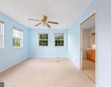 404 Franklin Road - Photo Thumbnail 9