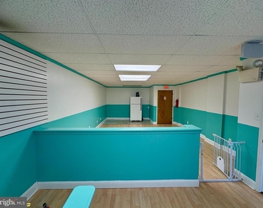 3002 N Centre Street - Photo Thumbnail 8