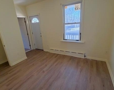 231 3rd Street - Photo Thumbnail 4
