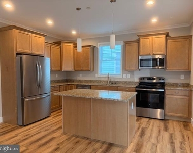 4008 4th Street - Photo Thumbnail 7