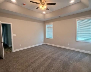 4008 4th Street - Photo Thumbnail 12