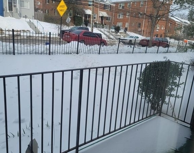 625 A Chesapeake Street Se - Photo Thumbnail 3