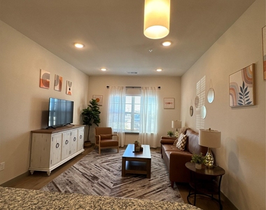 691 Union Chapel Rd - Photo Thumbnail 5