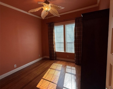 406 Normandy St - Photo Thumbnail 7
