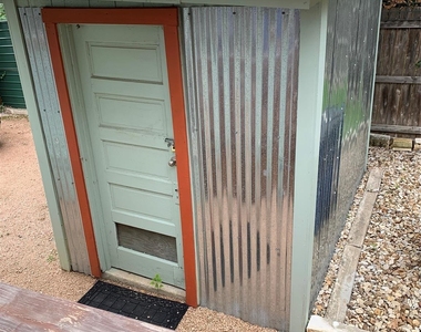 406 Normandy St - Photo Thumbnail 12