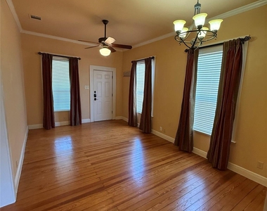 406 Normandy St - Photo Thumbnail 4