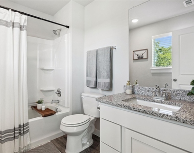 523 Powell Dr - Photo Thumbnail 20