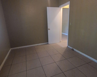 1782 E 24th Street - Photo Thumbnail 5