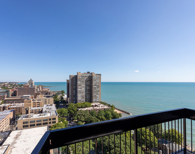 6166 N Sheridan Road - Photo Thumbnail 5