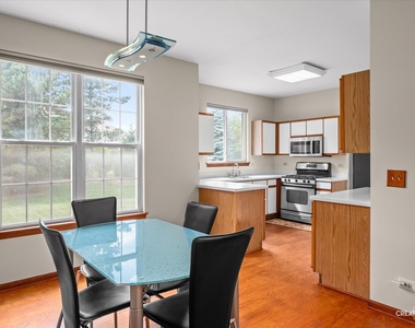1348 Amaranth Drive - Photo Thumbnail 11