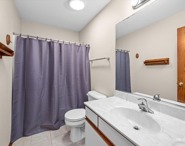 1348 Amaranth Drive - Photo Thumbnail 16