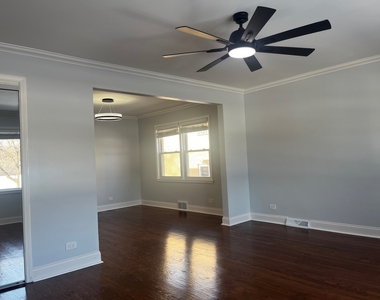 6522 N Spaulding Avenue - Photo Thumbnail 6