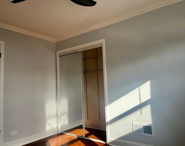 6522 N Spaulding Avenue - Photo Thumbnail 14