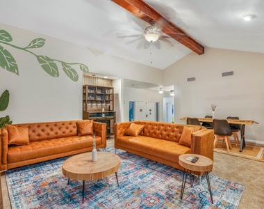 2539 Jester Lane - Photo Thumbnail 5